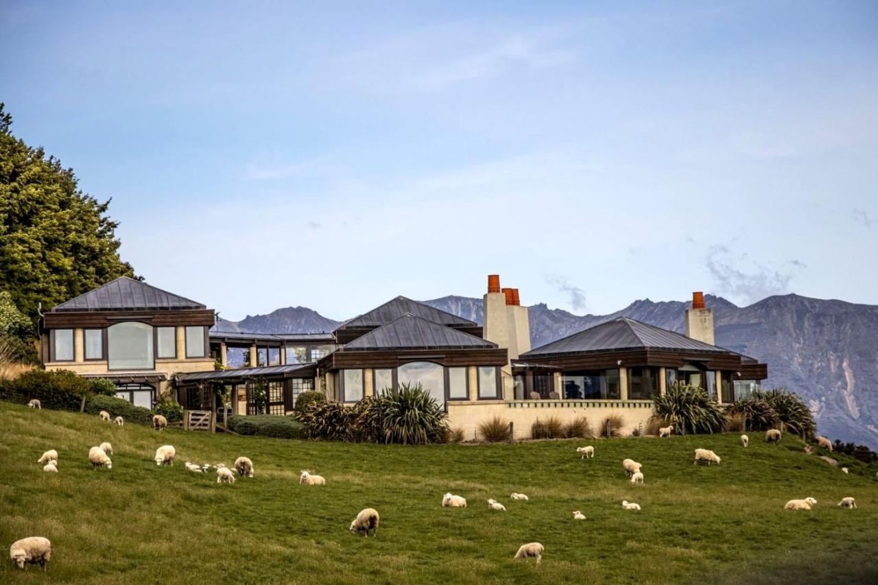 Cabot Lodge - Fiordland National Park Manapouri Exterior photo